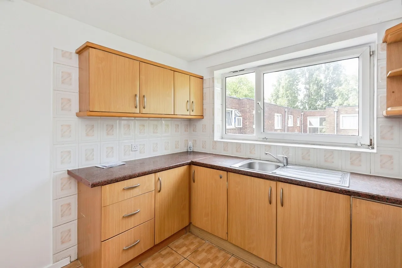 Cowbridge Lane, Barking, IG11, photo 6