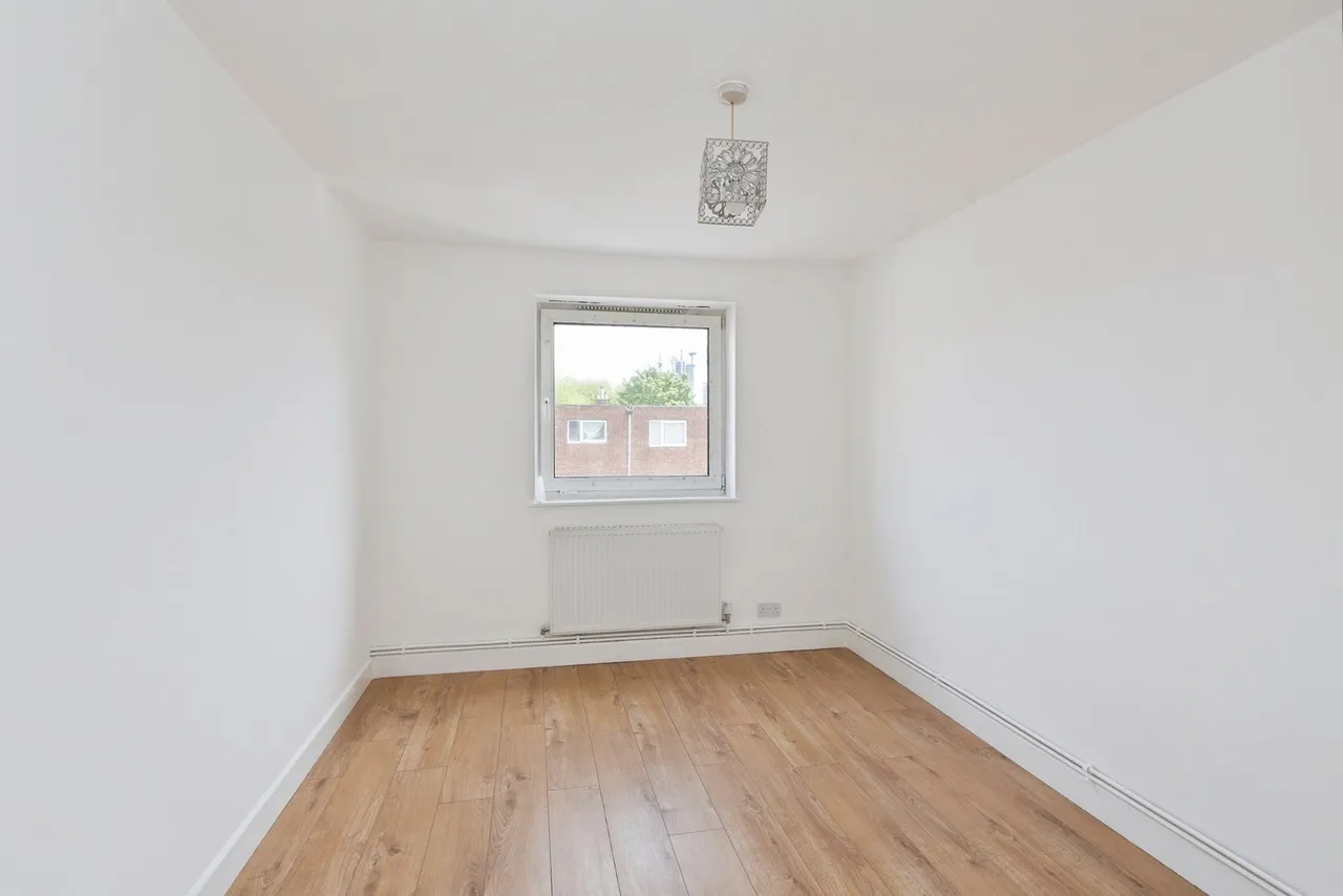 Cowbridge Lane, Barking, IG11, photo 11