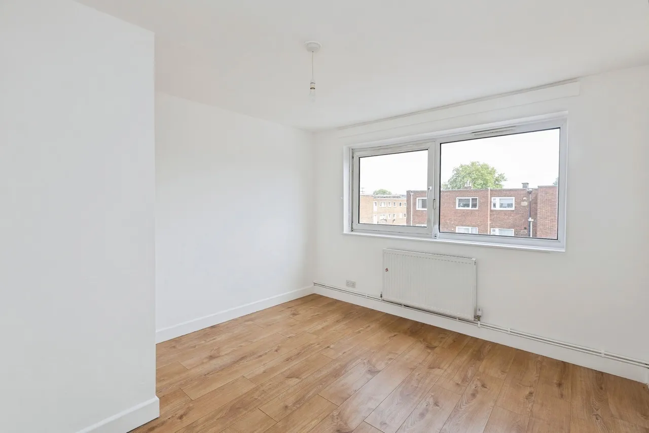 Cowbridge Lane, Barking, IG11, photo 8