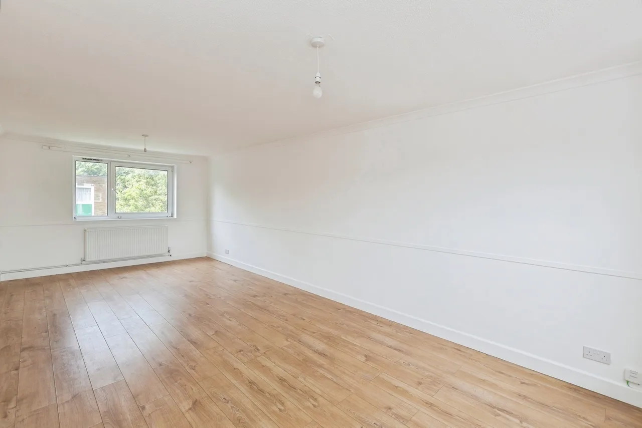 Cowbridge Lane, Barking, IG11, photo 5