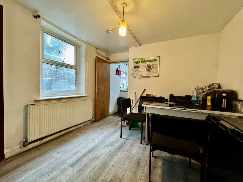 Napier Road, Luton LU1 1RF, photo 4