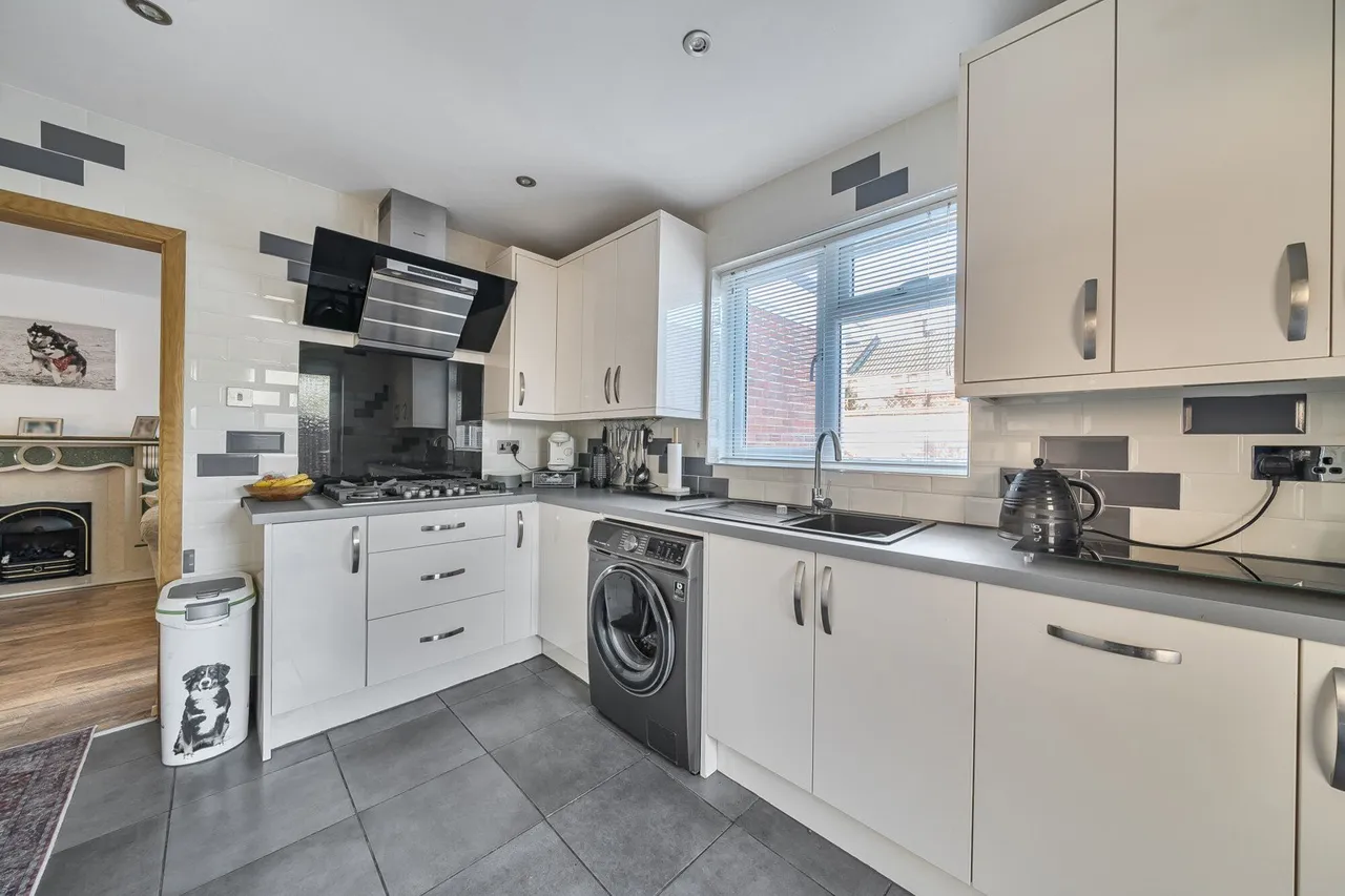 Rectory Road, Kent, DA10, photo 13