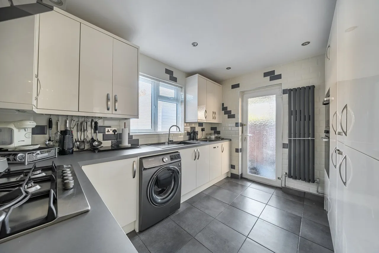 Rectory Road, Kent, DA10, photo 3