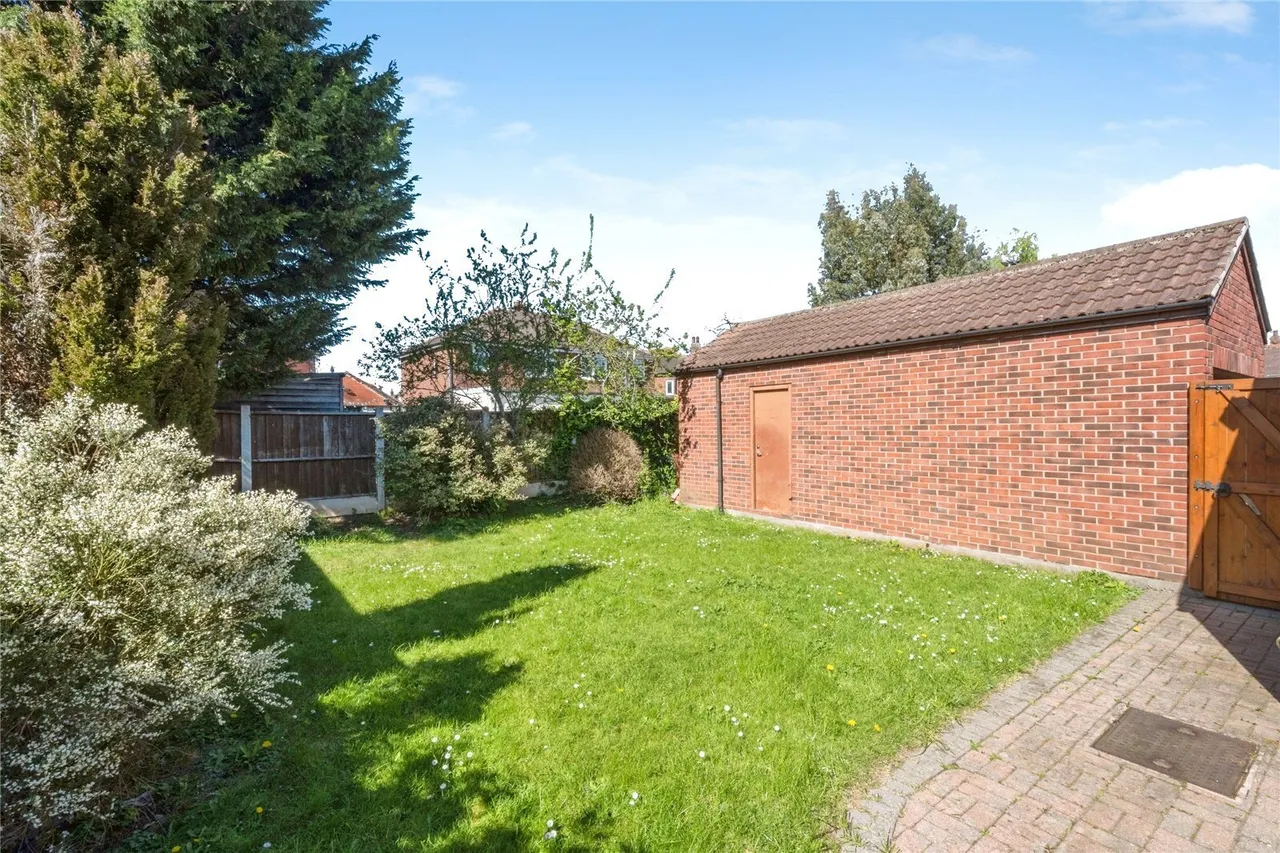 Central Boulevard, Doncaster, South Yorkshire, DN2, photo 4