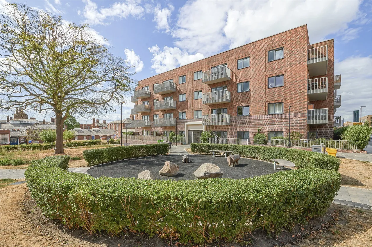 Springfield Drive, London, SW17, photo 12