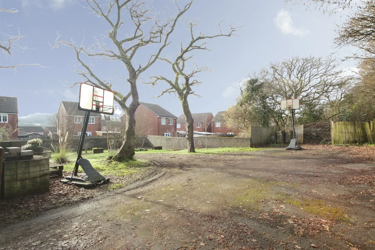 Mill Lane, Pontyclun, CF72, photo 26