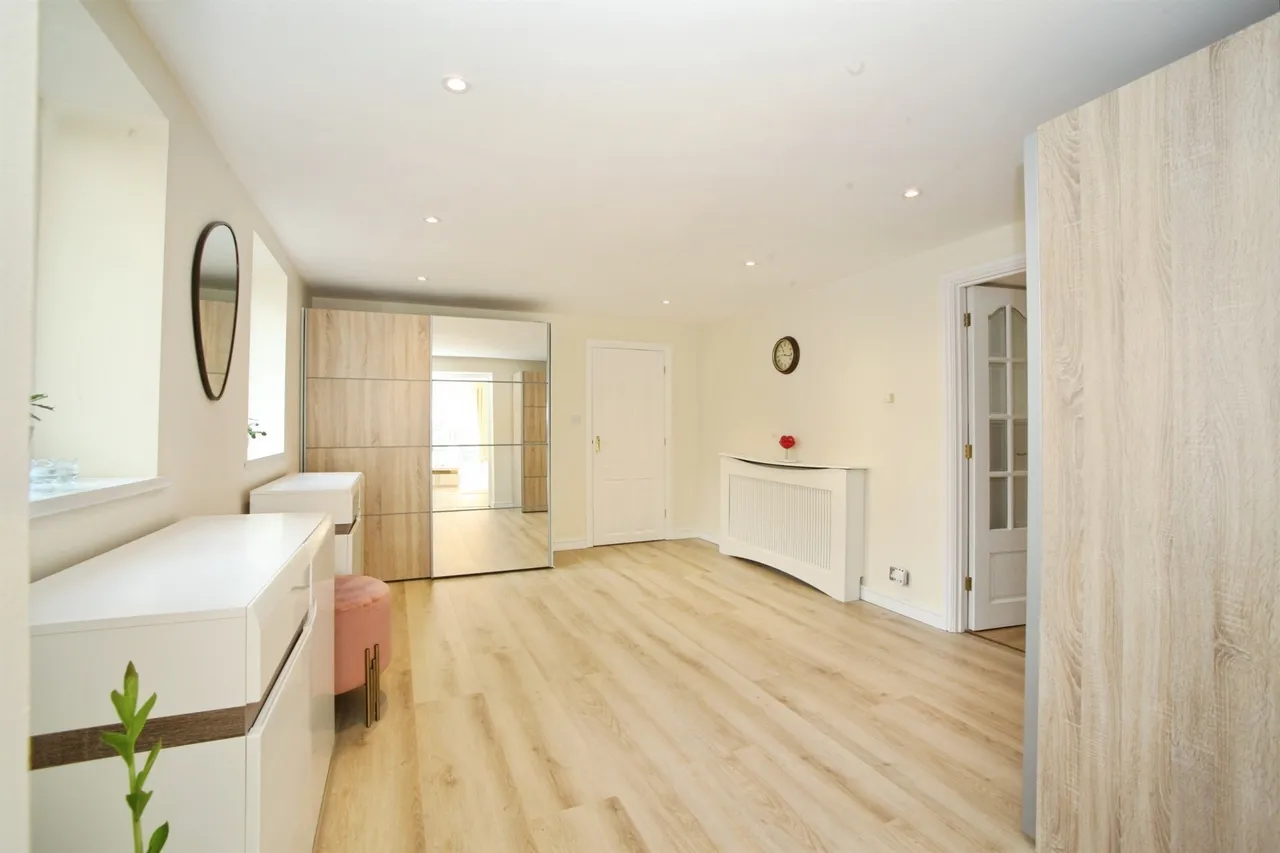Mill Lane, Pontyclun, CF72, photo 14