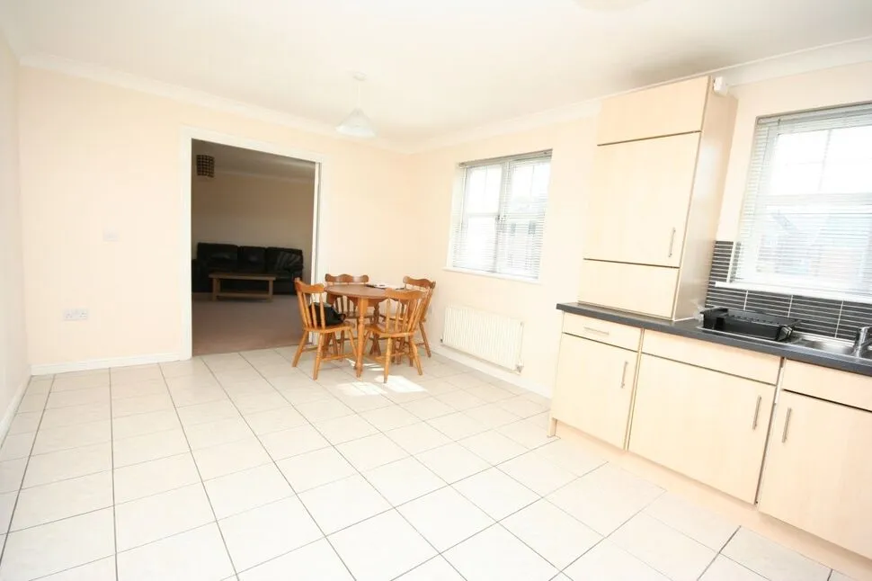 Sun Gardens, Thornaby, Cleveland, TS17, photo 4
