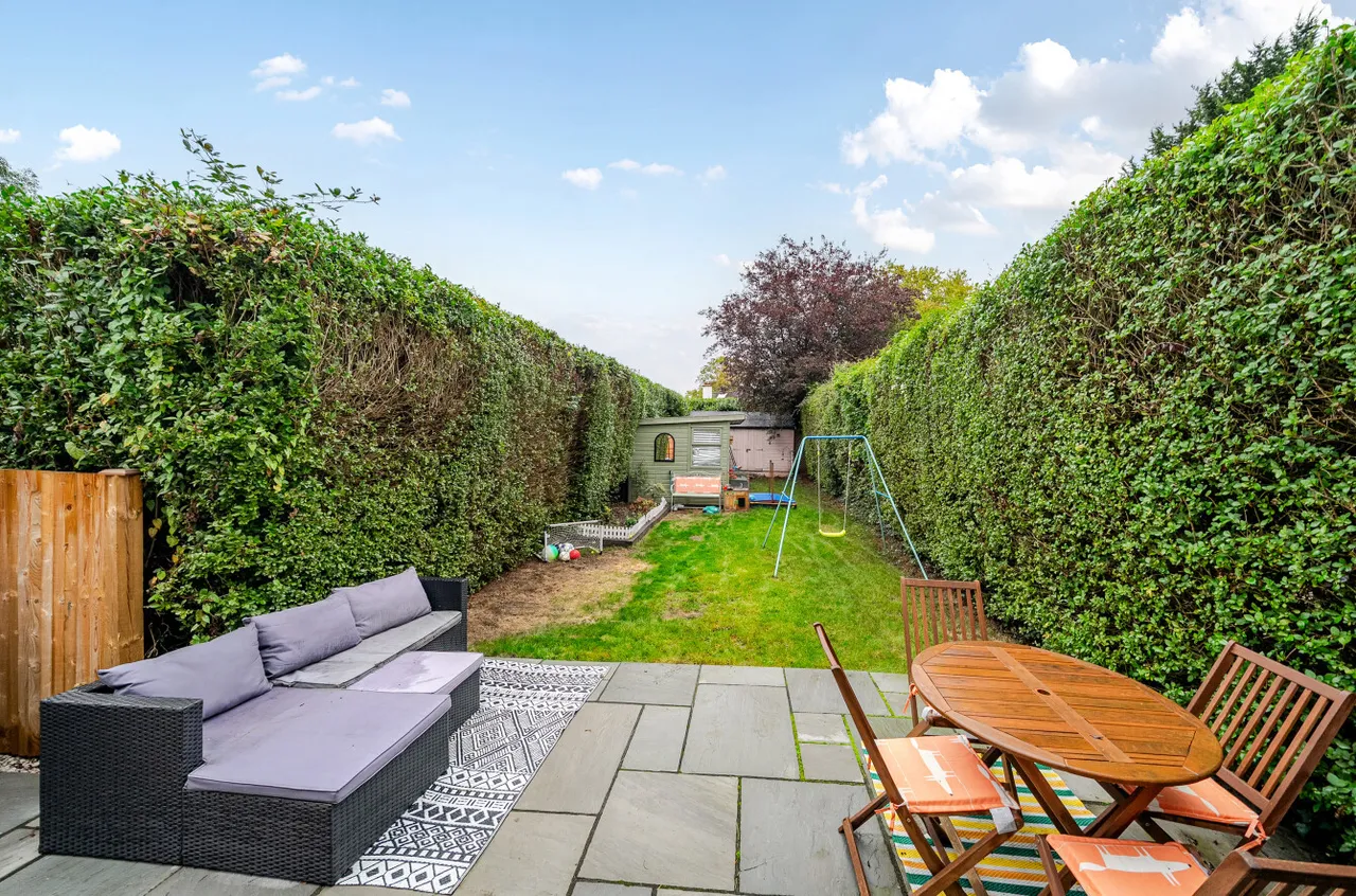 Weydon Hill Road, Farnham, GU9, photo 7