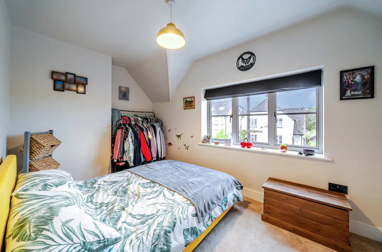 Weydon Hill Road, Farnham, GU9, photo 5