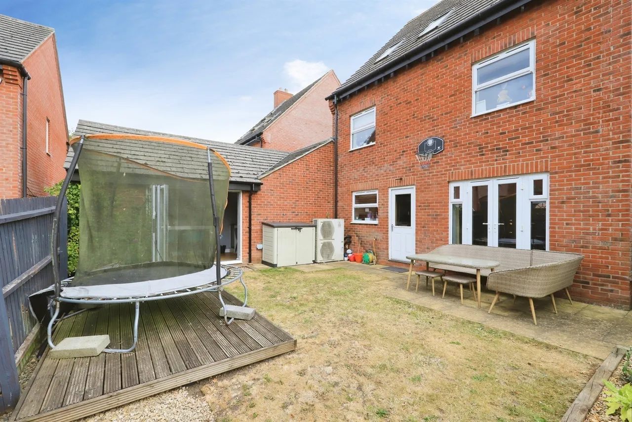 Betjeman Way, Cleobury Mortimer, DY14, photo 16