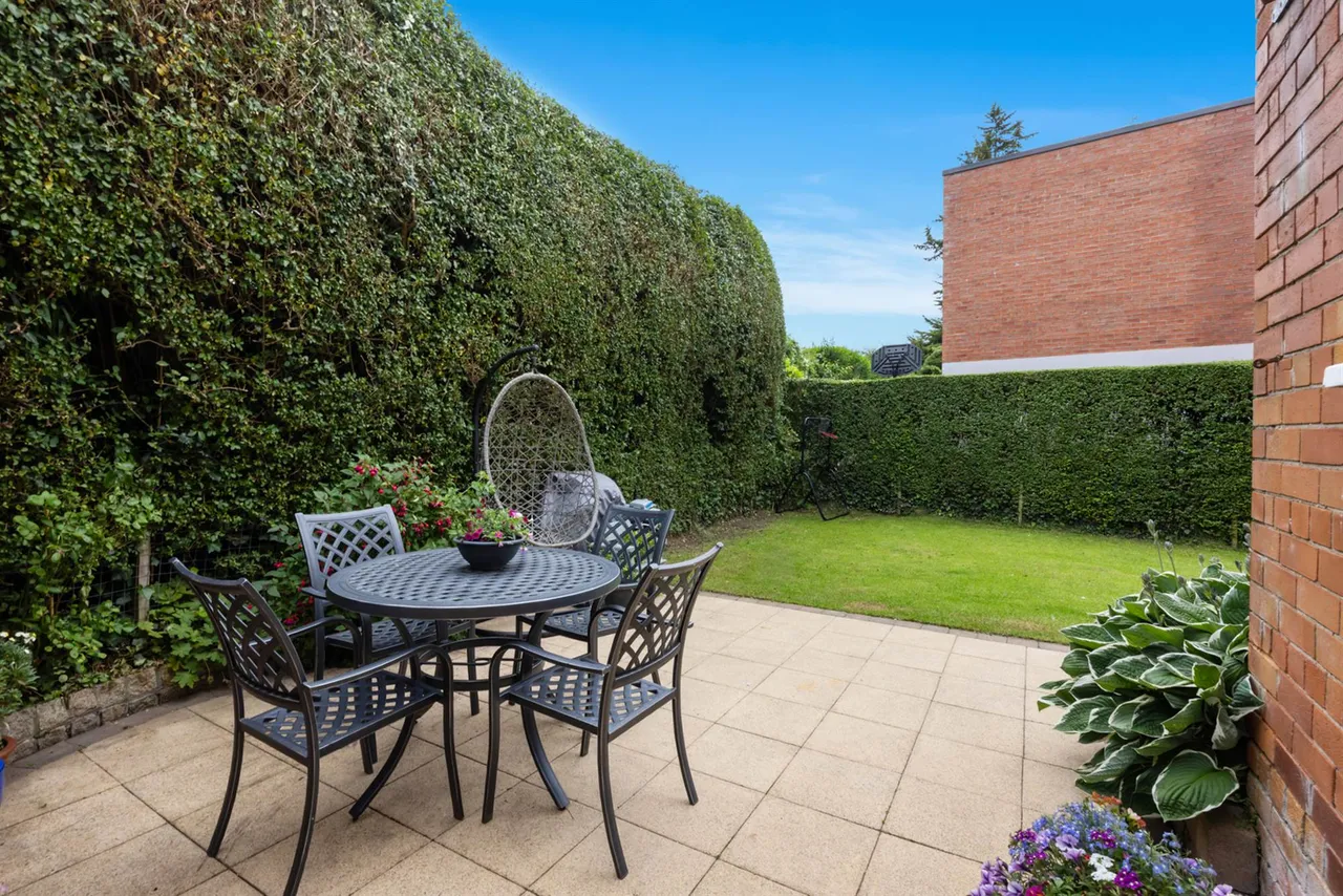 Knockdene Park, Belfast, BT5, photo 40