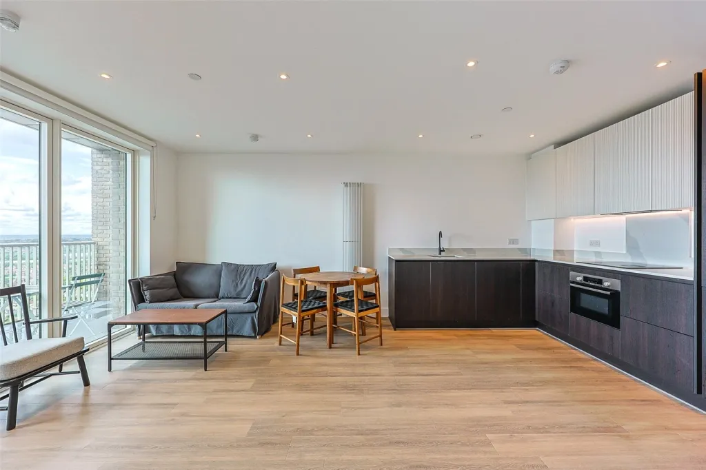 1 bed flat for sale, Heartwood Boulevard, Acton, W3