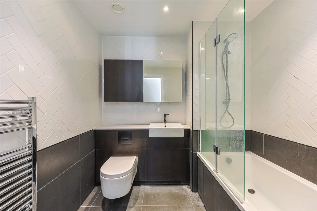 Heartwood Boulevard, Acton, W3, photo 8