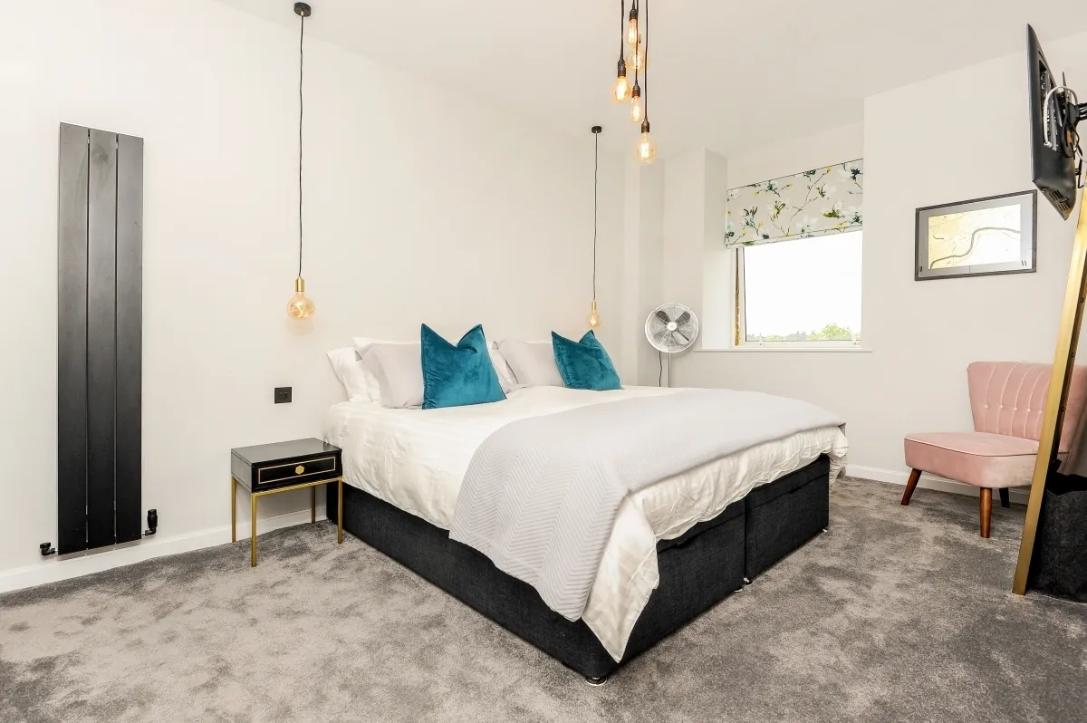 Kew Bridge Road Brentford TW8, photo 6