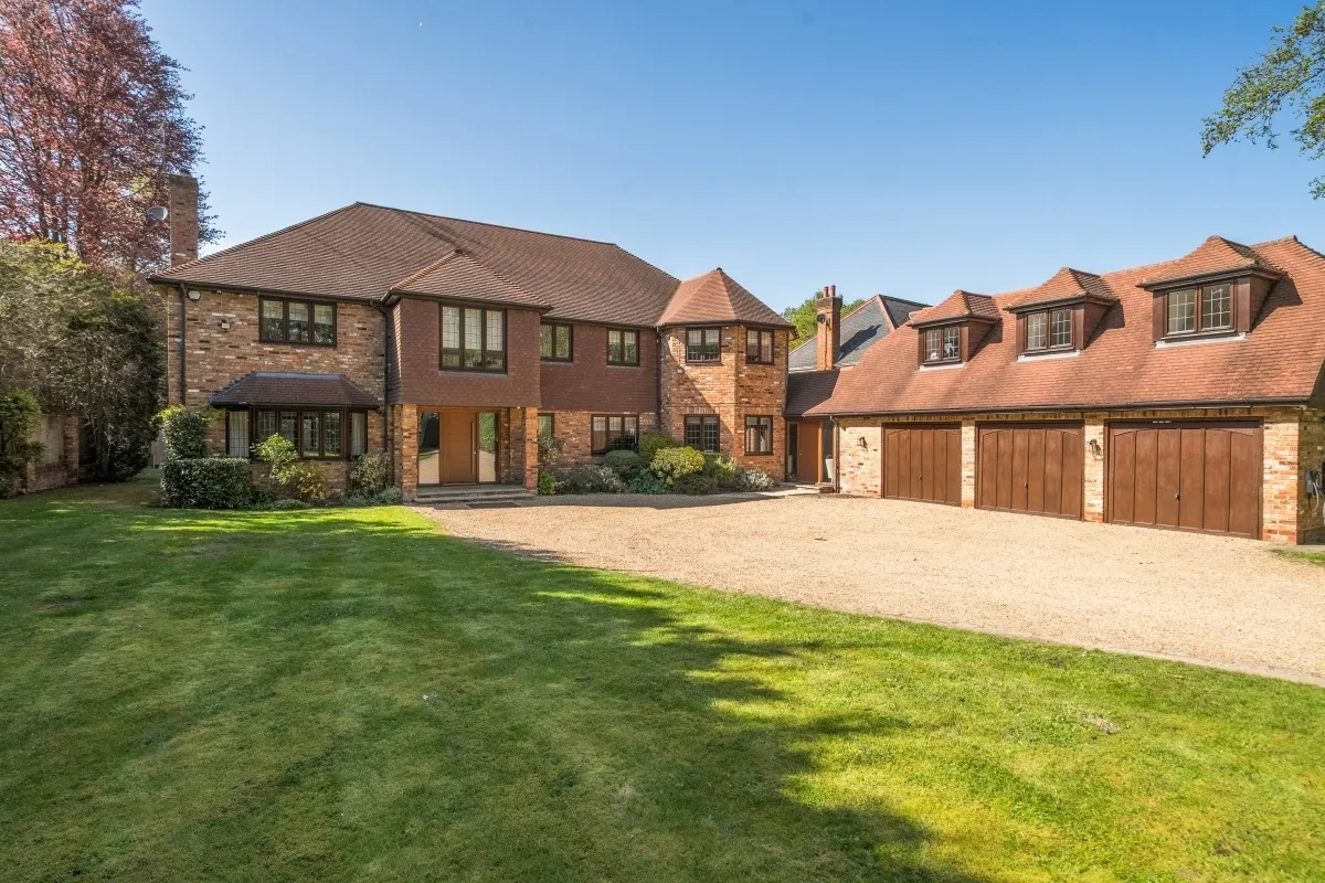 5 bed house to rent — Coronation Road, Ascot SL5
