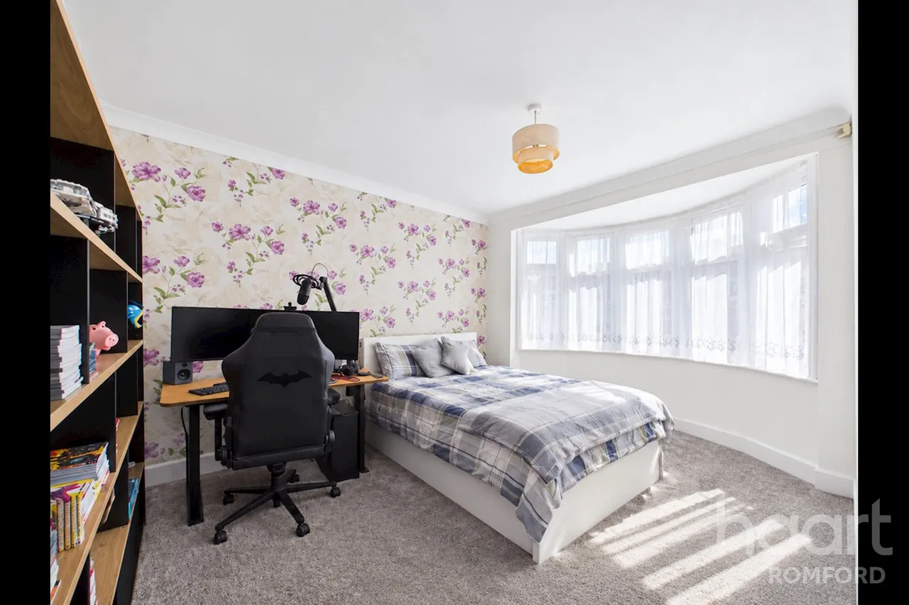 Lilac Gardens, Romford, RM7, photo 4