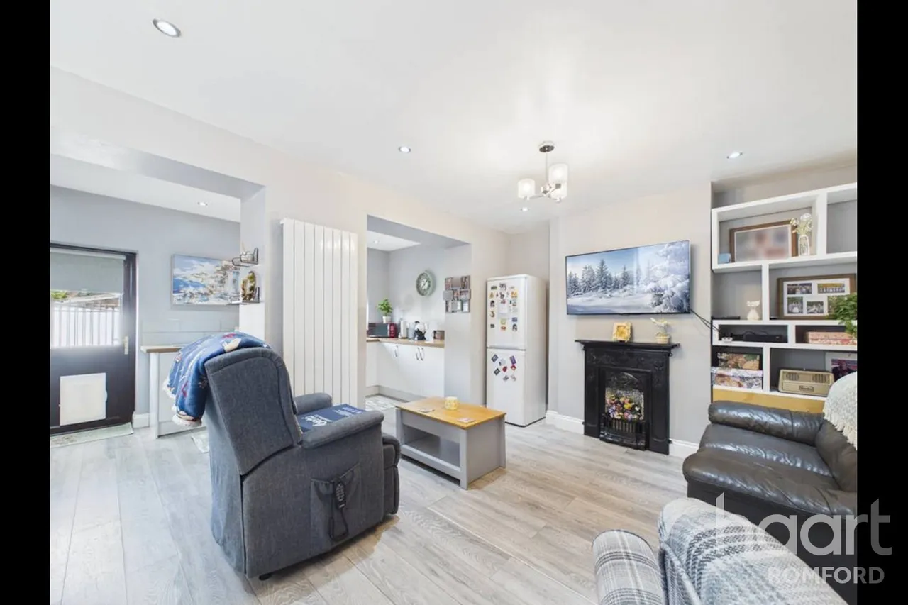 Lilac Gardens, Romford, RM7, photo 9