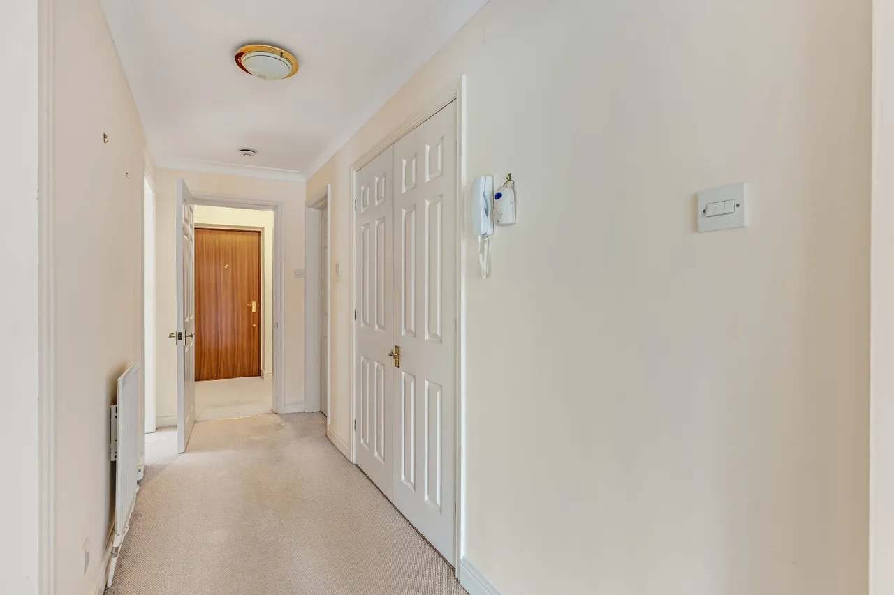 Grove Road, Ilkley, LS29, photo 16