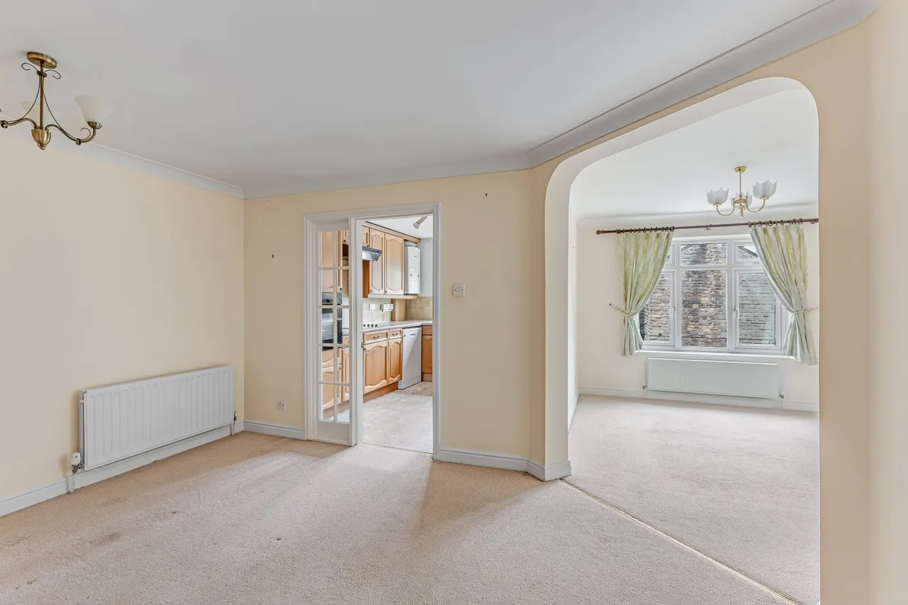 Grove Road, Ilkley, LS29, photo 6