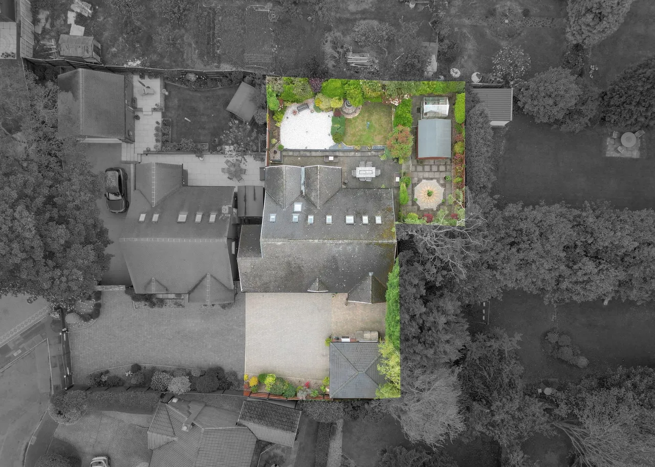 Rowthorn Close, Streetly, photo 31
