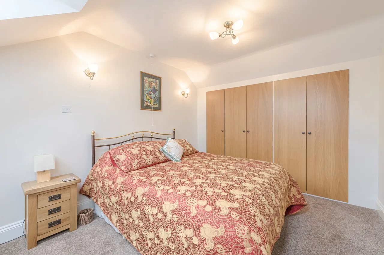 Rowthorn Close, Streetly, photo 28