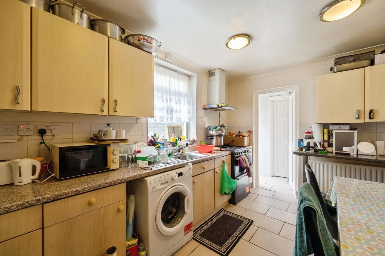 Keogh Road, London, E15, photo 5