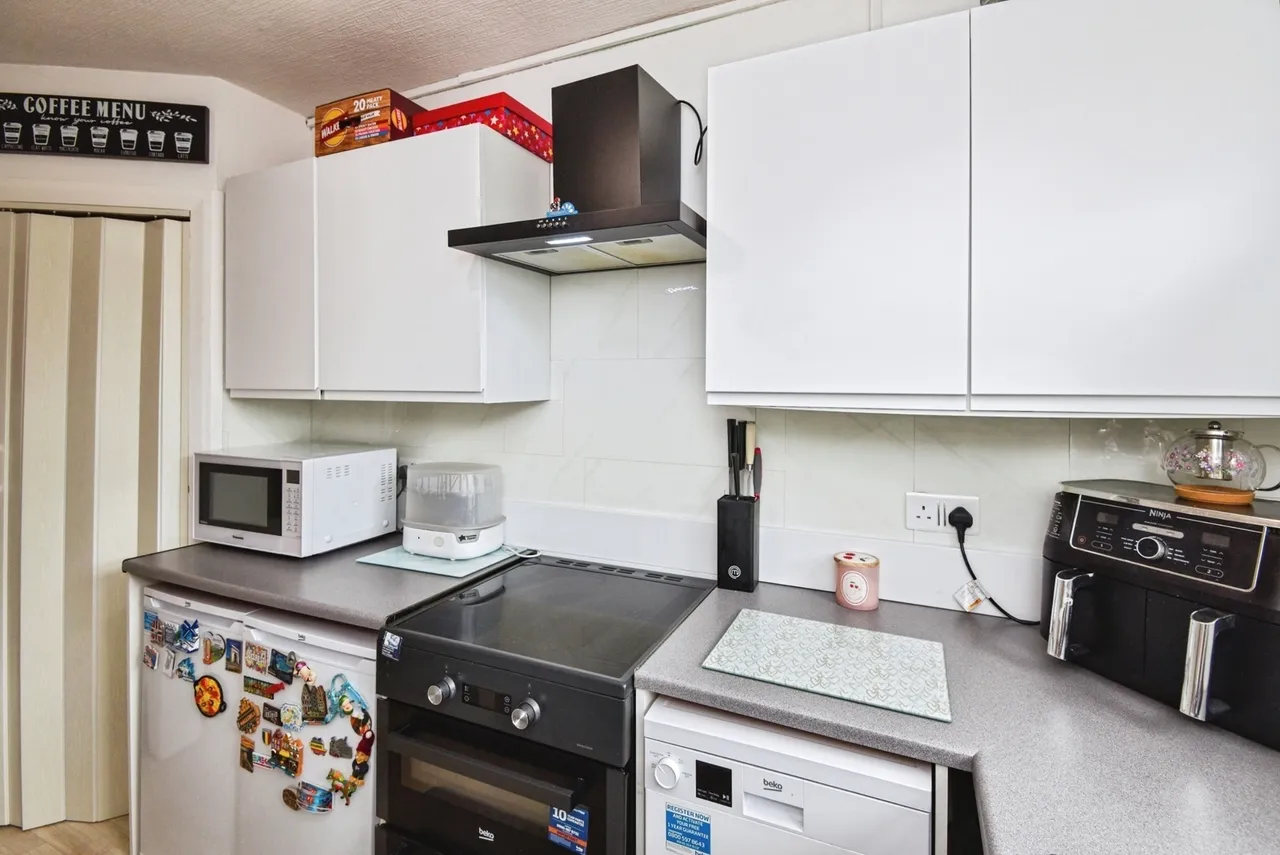 Hillmount Avenue, Heysham, LA3, photo 17