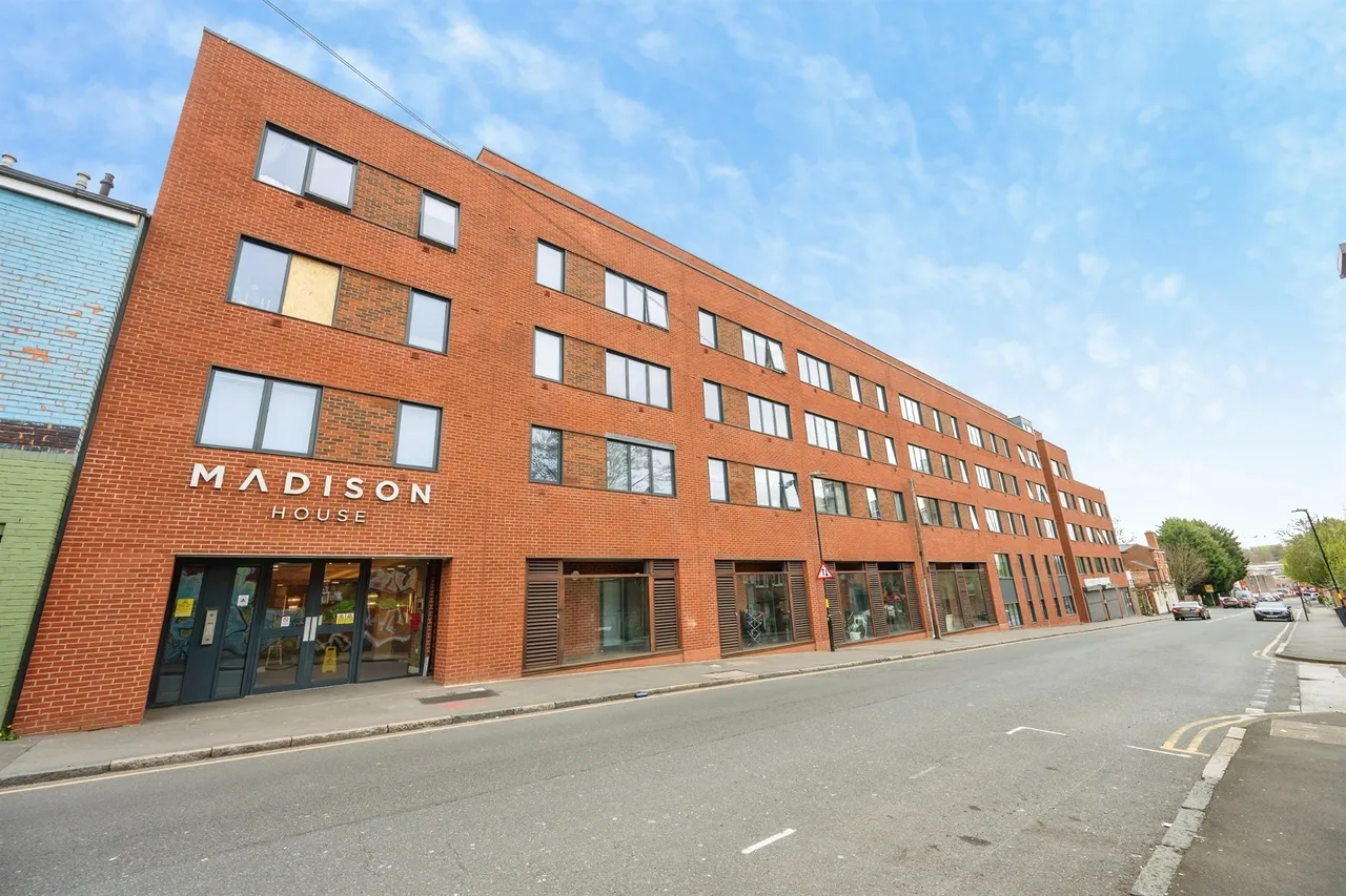 2 bed flat for sale, Wrentham Street, Birmingham, B5
