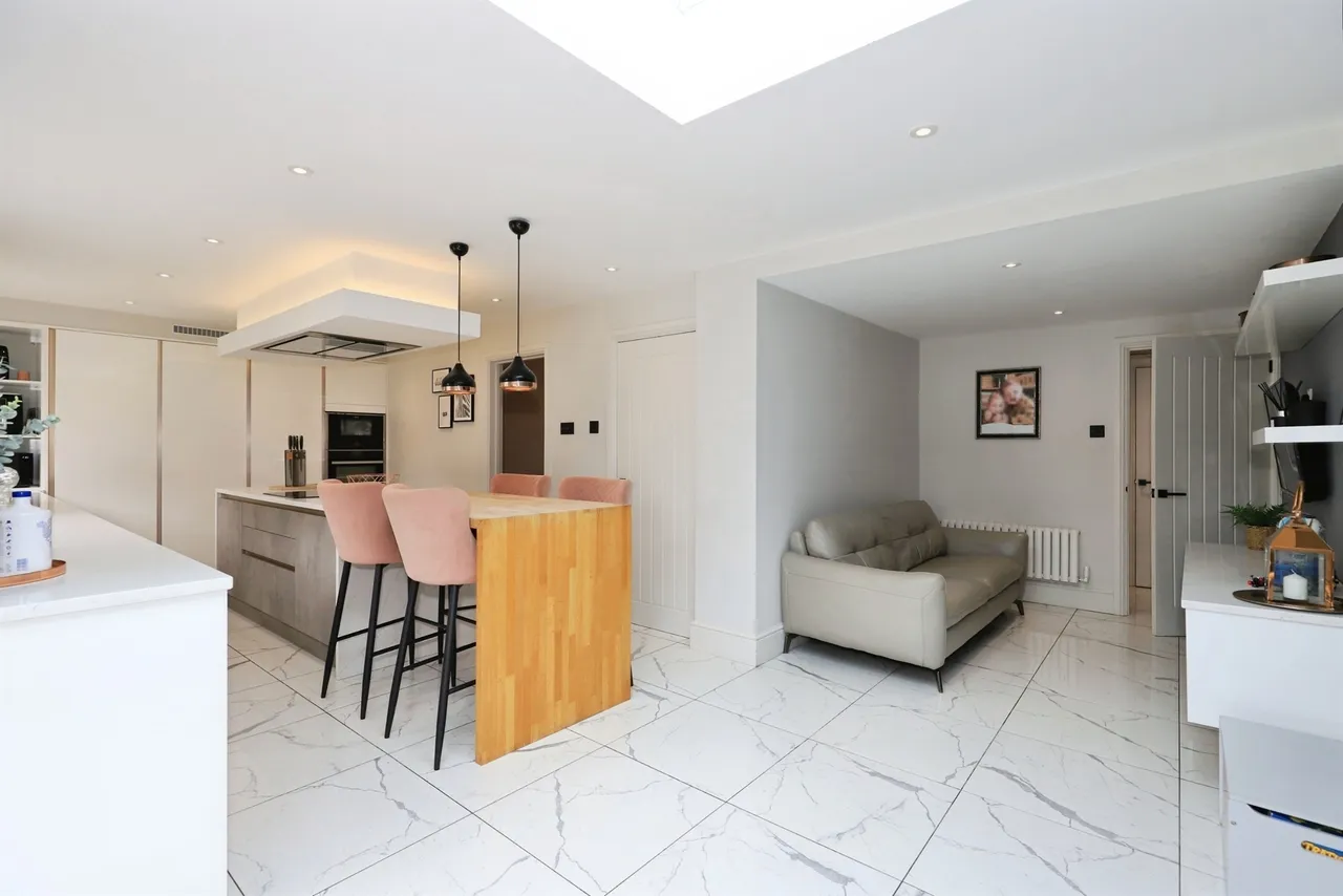 Portsdown Road, Halesowen, photo 9