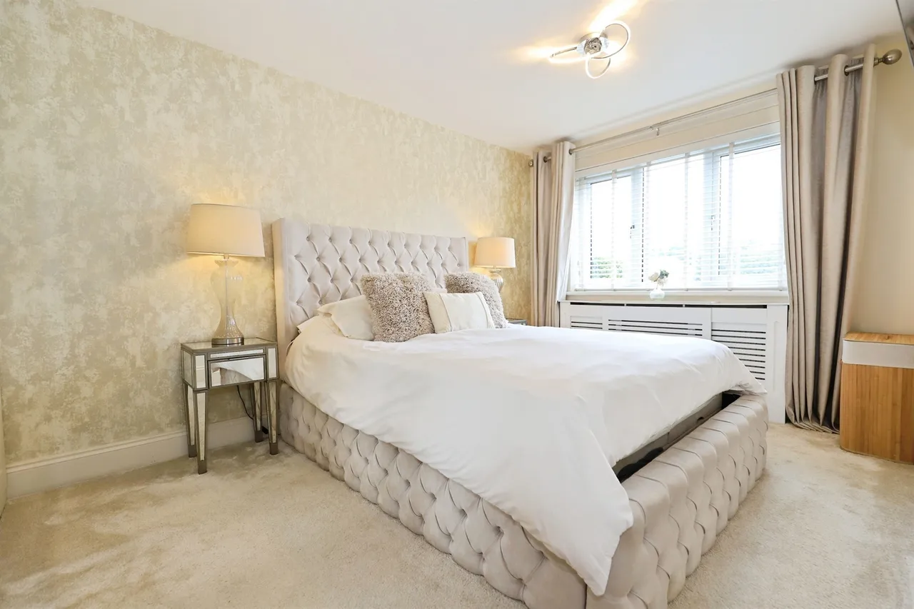Portsdown Road, Halesowen, photo 12