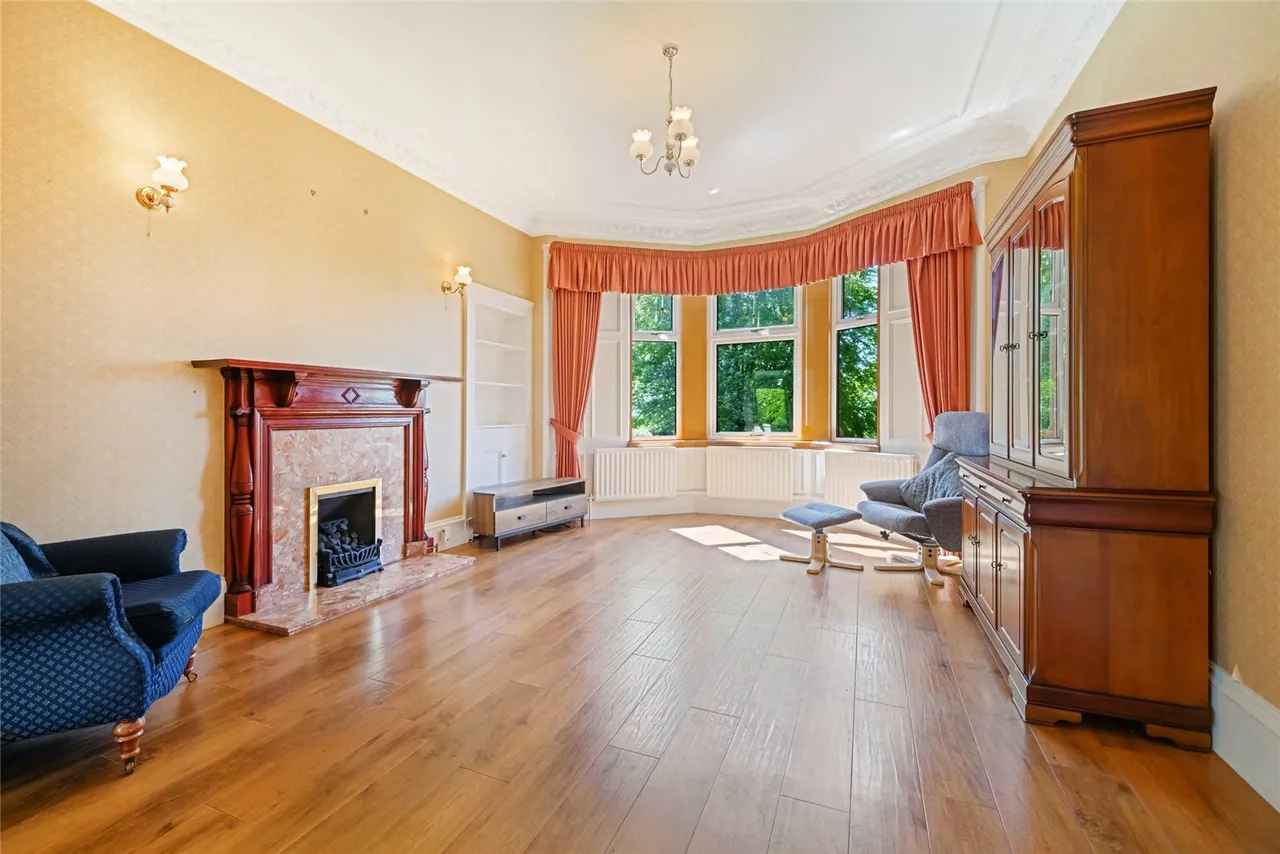 Castlepark Villas, Fairlie, North Ayrshire, KA29, photo 2