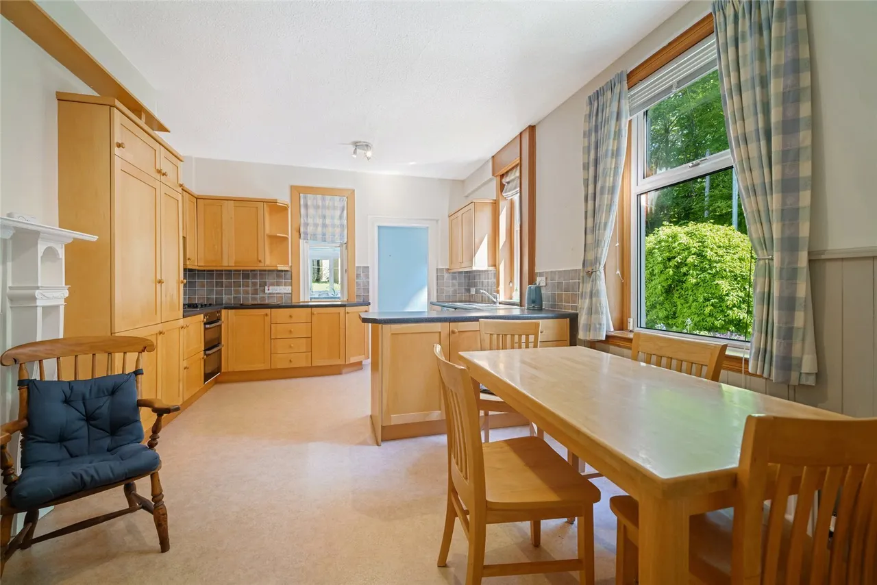 Castlepark Villas, Fairlie, North Ayrshire, KA29, photo 6