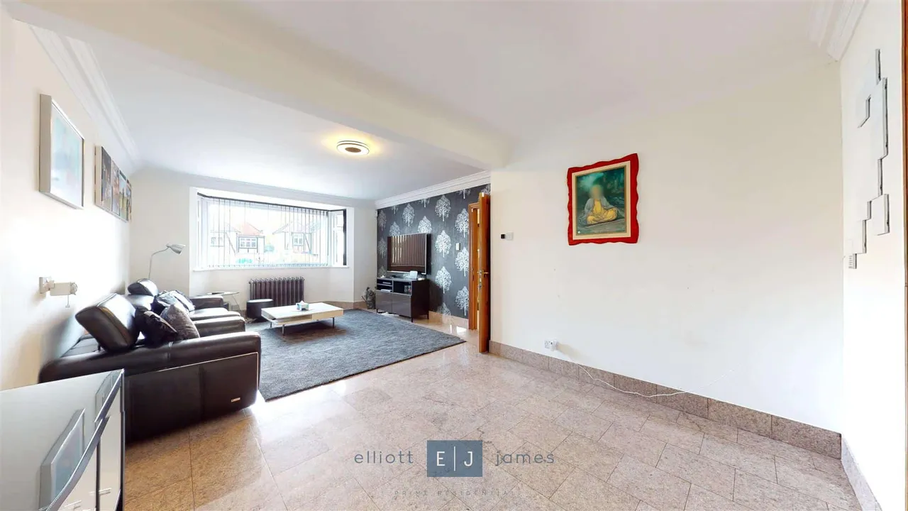 Lechmere Avenue, Chigwell, IG7, photo 5