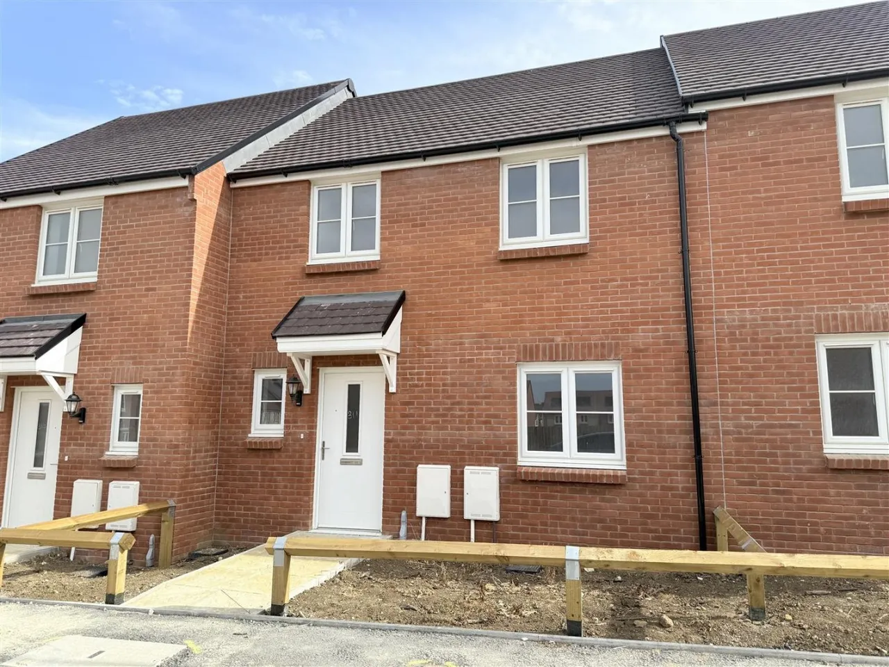 2 bed house for sale, Blossom Grove, Weymouth, DT4