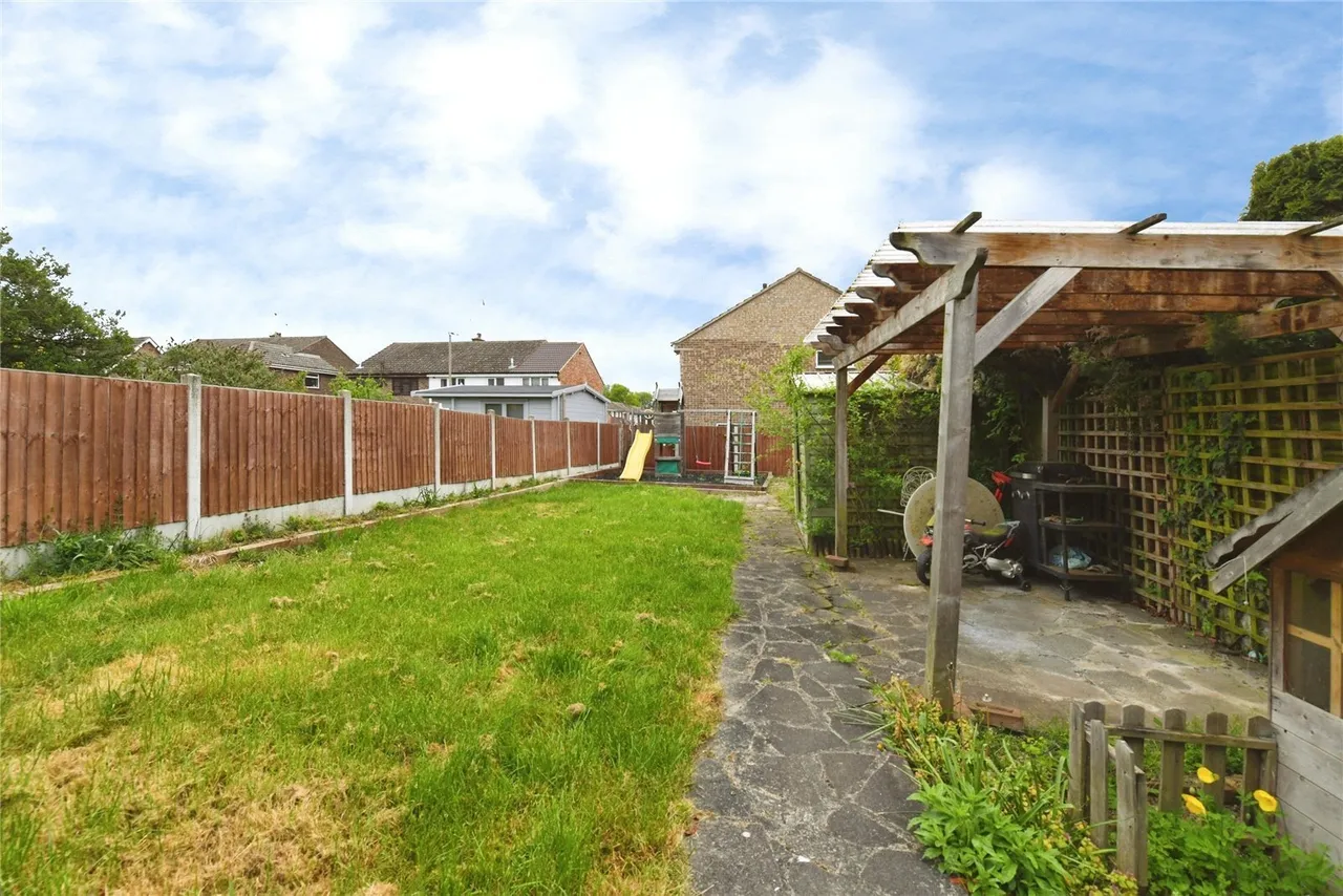 Sandringham Road, Pilgrims Hatch, Brentwood, Essex, CM15, photo 14