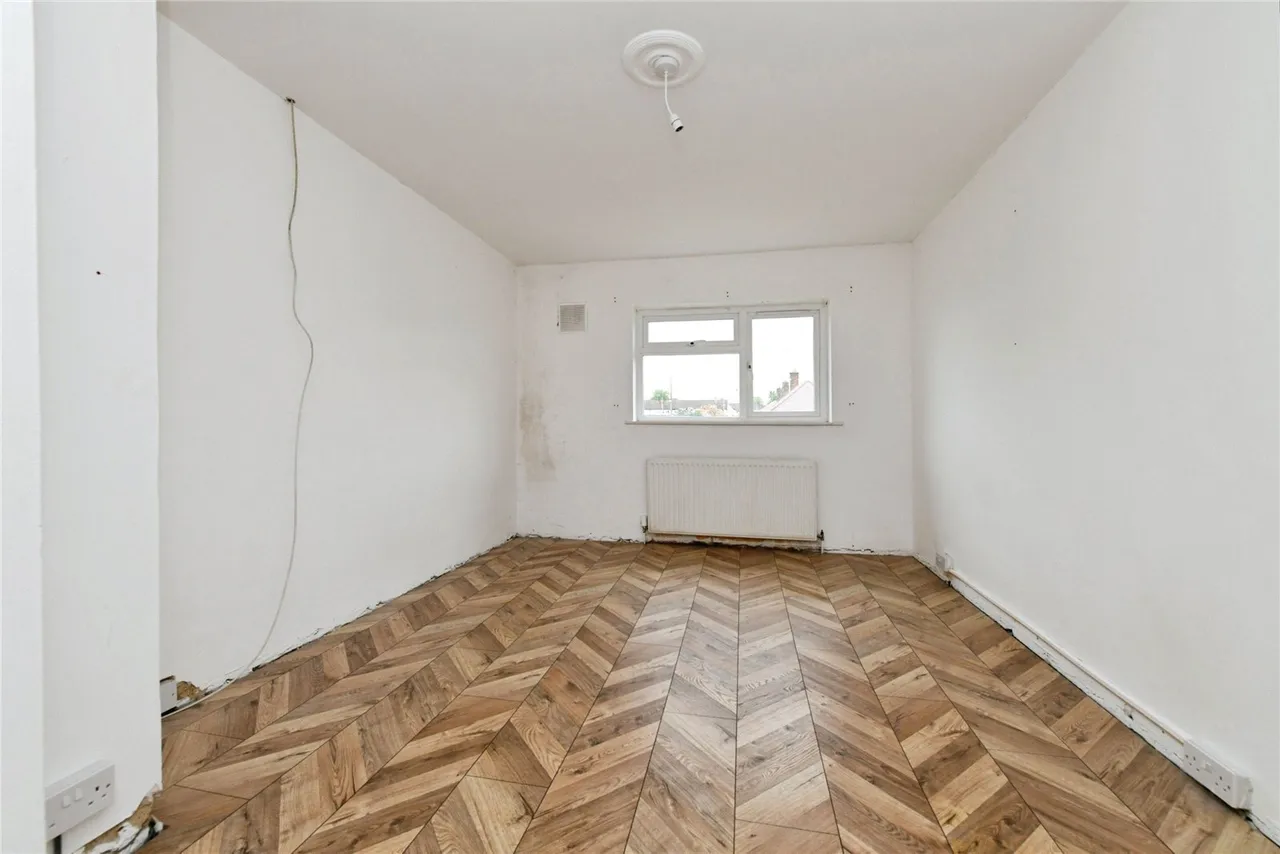 Sandringham Road, Pilgrims Hatch, Brentwood, Essex, CM15, photo 6