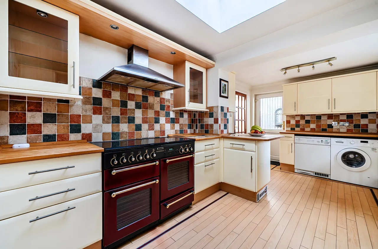 Gipsy Lane, Wokingham, RG40, photo 3
