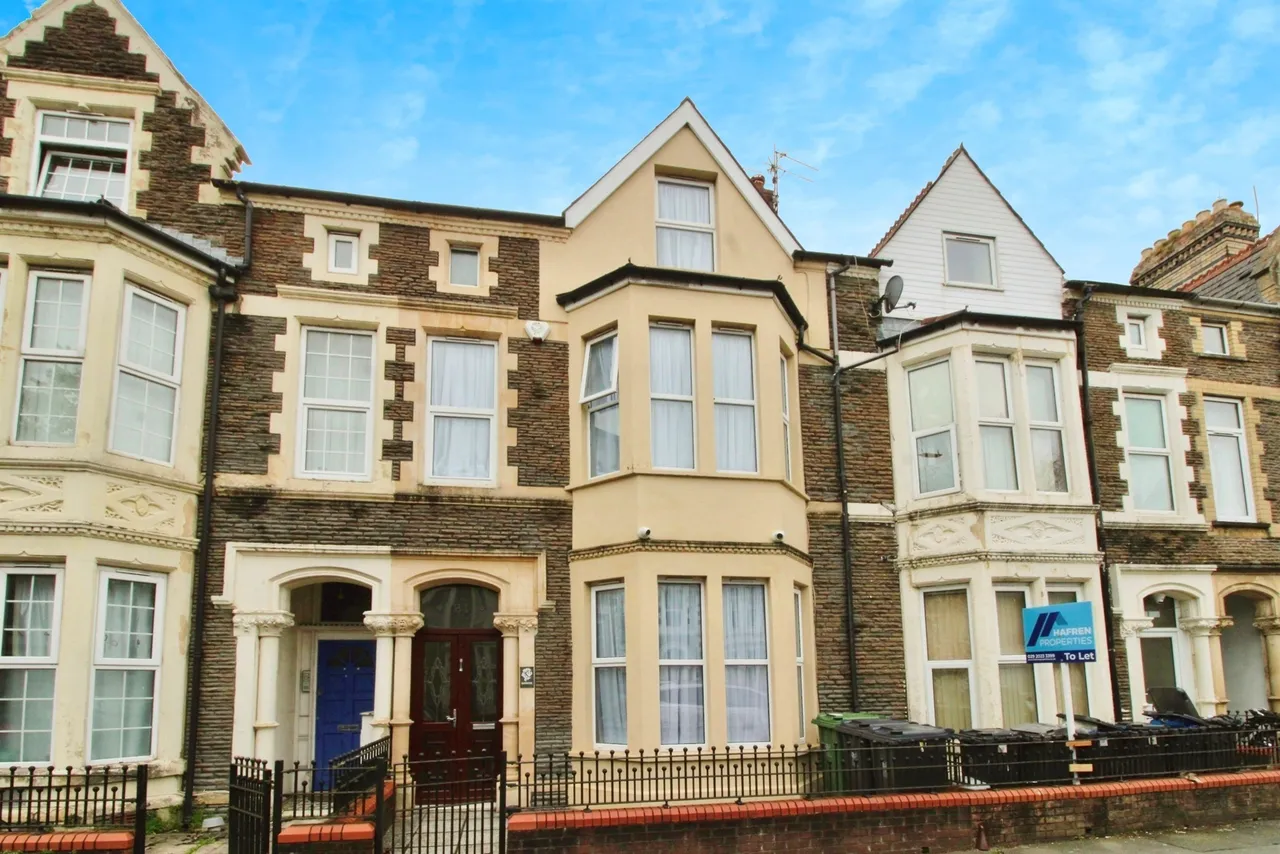 5 bed house for sale — Neville Street, Cardiff