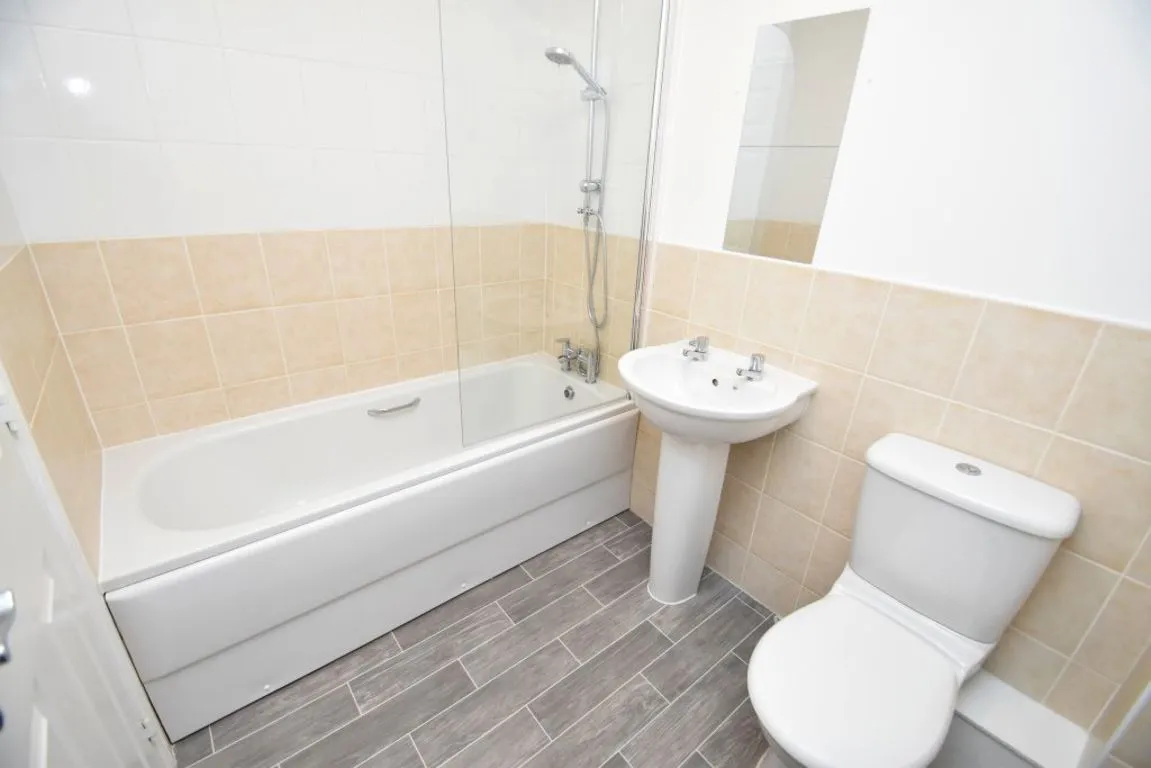 Grange Way, DH6, photo 7