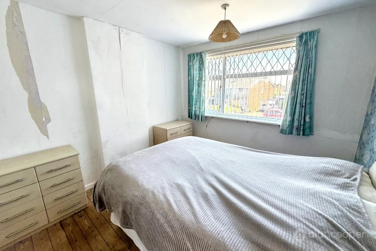 Brackendale Drive, Stockingford, CV10, photo 9