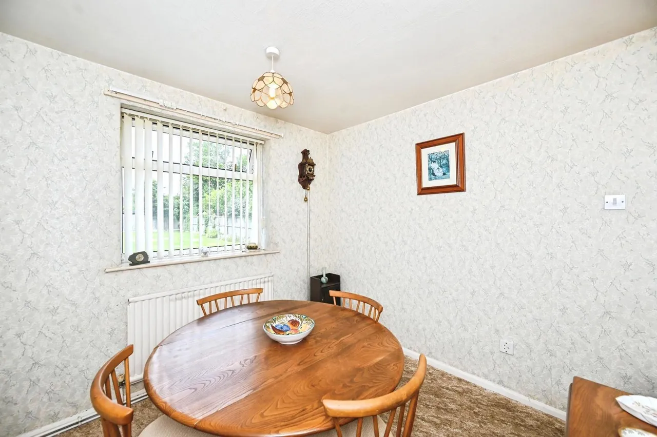 Burnham Close, Penketh, Warrington, Cheshire, WA5, photo 17