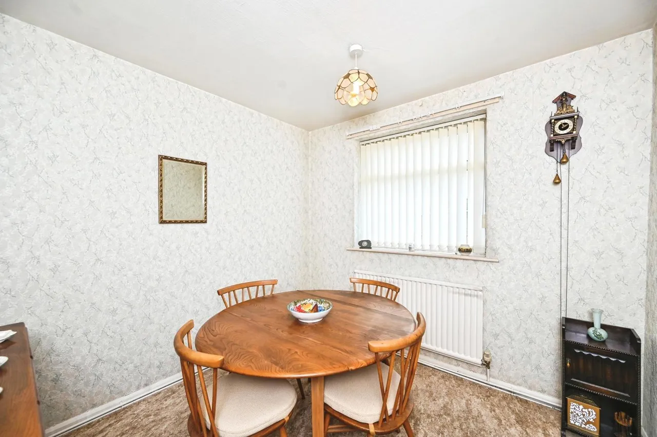 Burnham Close, Penketh, Warrington, Cheshire, WA5, photo 16