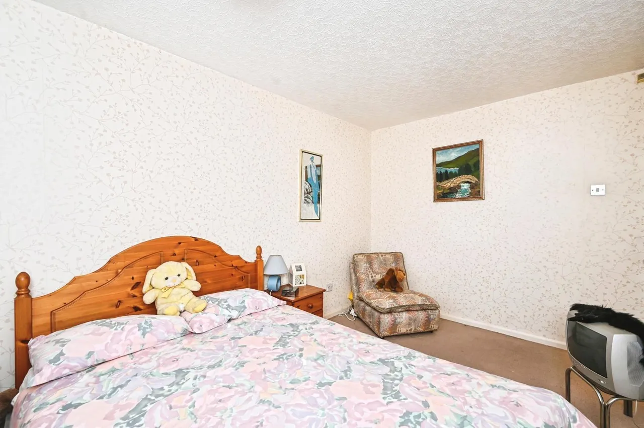 Burnham Close, Penketh, Warrington, Cheshire, WA5, photo 12