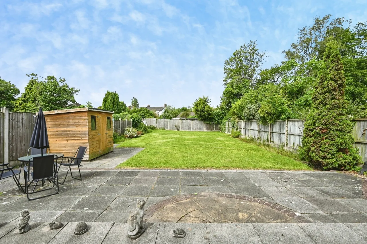 Burnham Close, Penketh, Warrington, Cheshire, WA5, photo 19