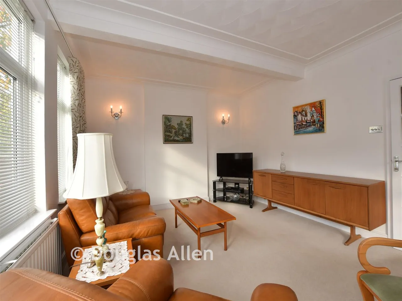 Grange Avenue, Woodford Green, IG8, photo 5