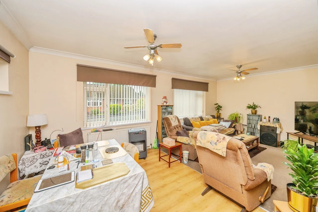 Stephenson Close, Glascote, B77, photo 17
