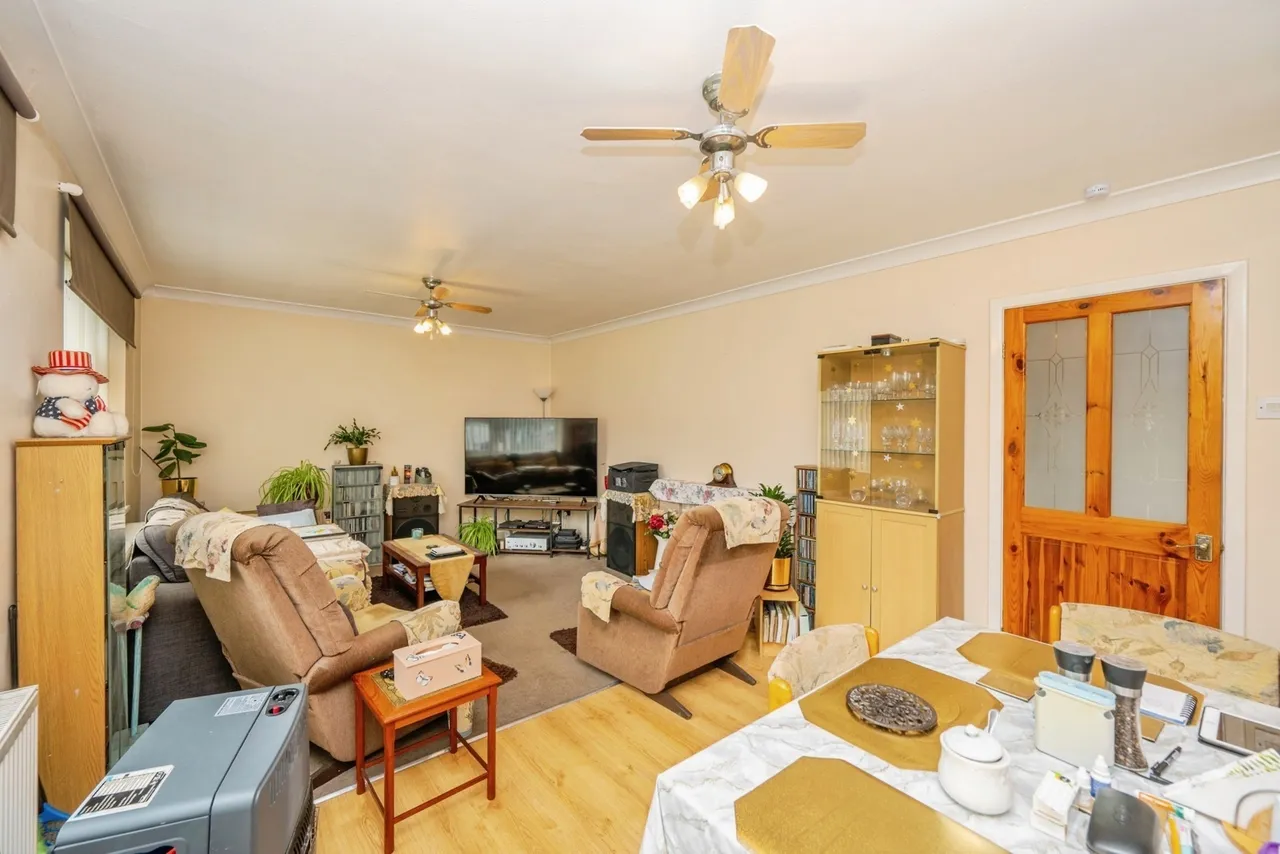 Stephenson Close, Glascote, B77, photo 16