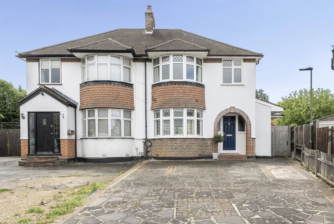 Lodge Close, Orpington, BR6 0QQ, photo 3