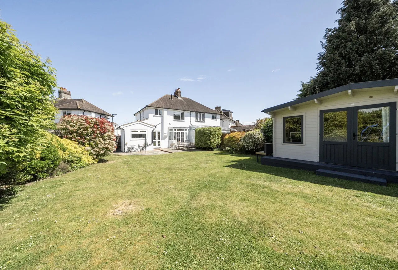 3 bed house for sale — Lodge Close, Orpington, BR6 0QQ